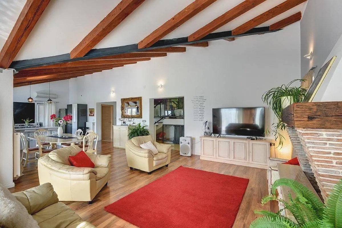 Villa Rubini Rovinj 0*,  Croatia